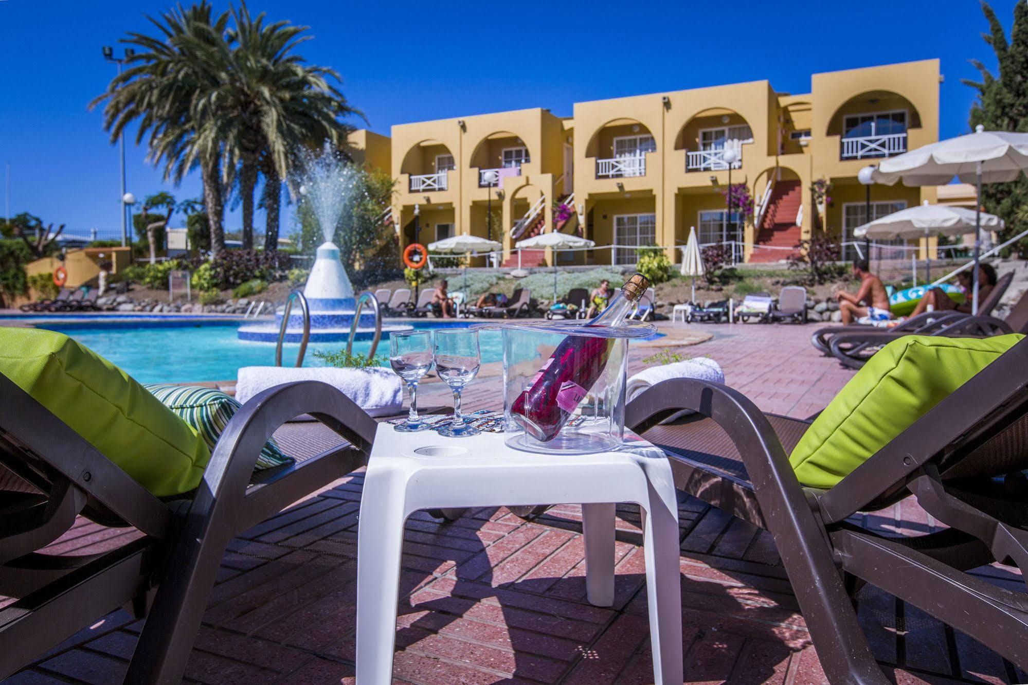 Tisalaya Park Aparthotel Maspalomas  Bagian luar foto